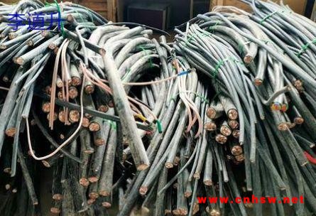 广东地区大量回收废旧电缆