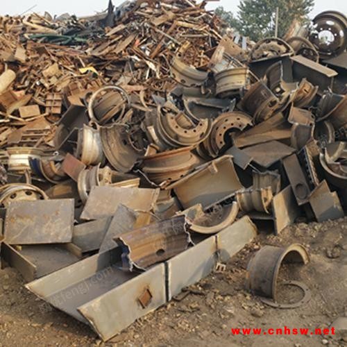 江西赣州长期专业回收工地废钢100吨