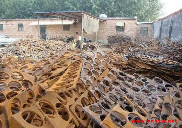 陕西铜川长期专业回收工厂废铁边角料