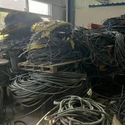 回收各种电线电缆，变压器
