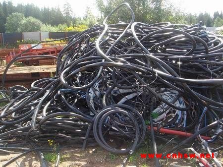 四川大量回收：废旧电线电缆，各种拆机电缆