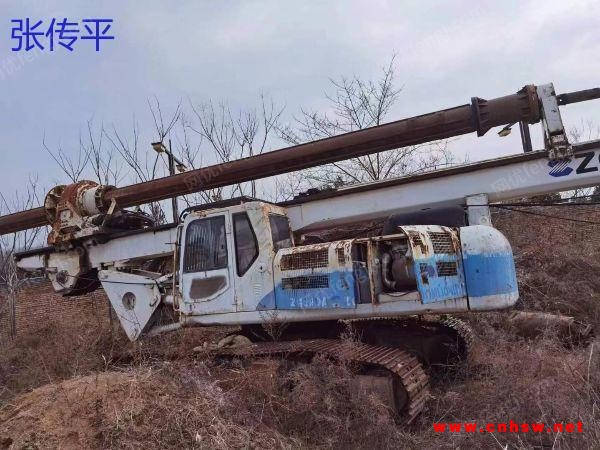 西安出售一台璇挖机，中联重工2200型号，便宜处理