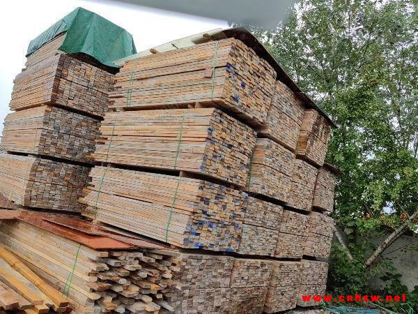 江苏泰州长期出售木方模板50吨